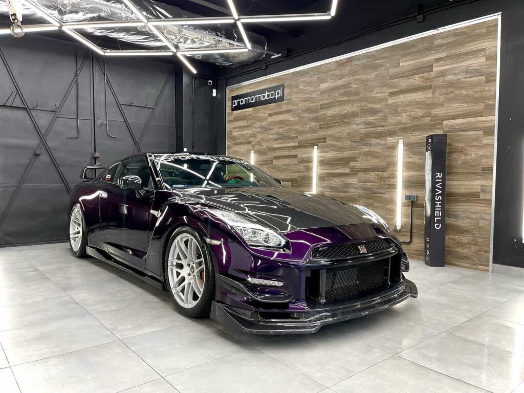 Zmiana koloru auta w Warszawie - Nissan GTR